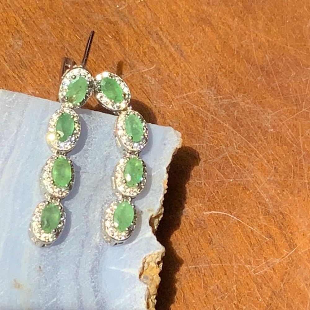 NATURAL EMERALD & CUBIC ZIRCONIA 925 STERLING SILVER EARRINGS
